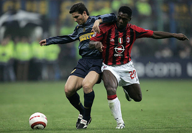 了球队的防 了球队的防